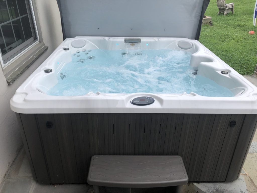 Jacuzzi J-245 - Hot Tub Insider