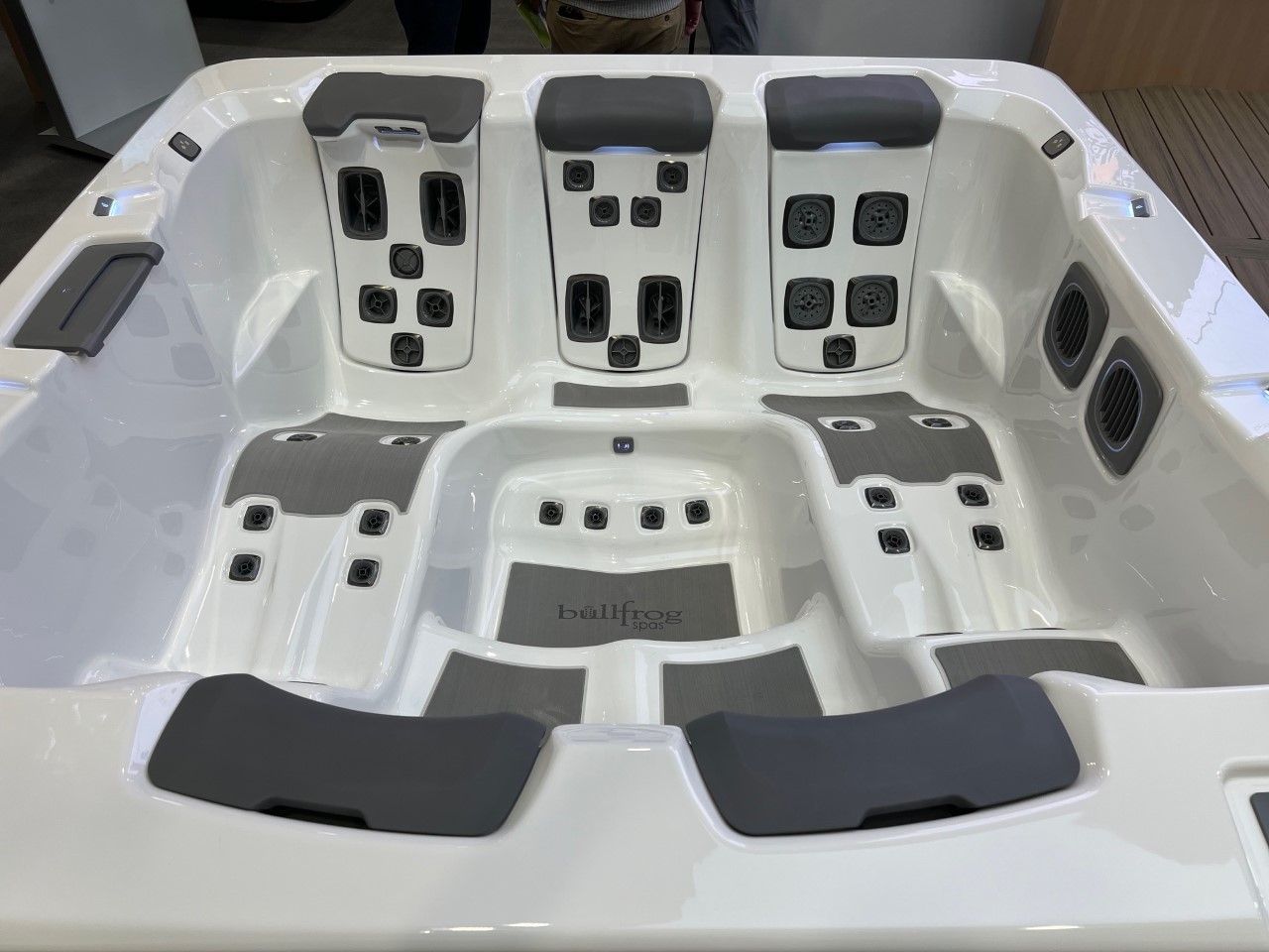 Bullfrog Spas Debuts New A Series - A7D - Double Lounger Spa For 2023 ...