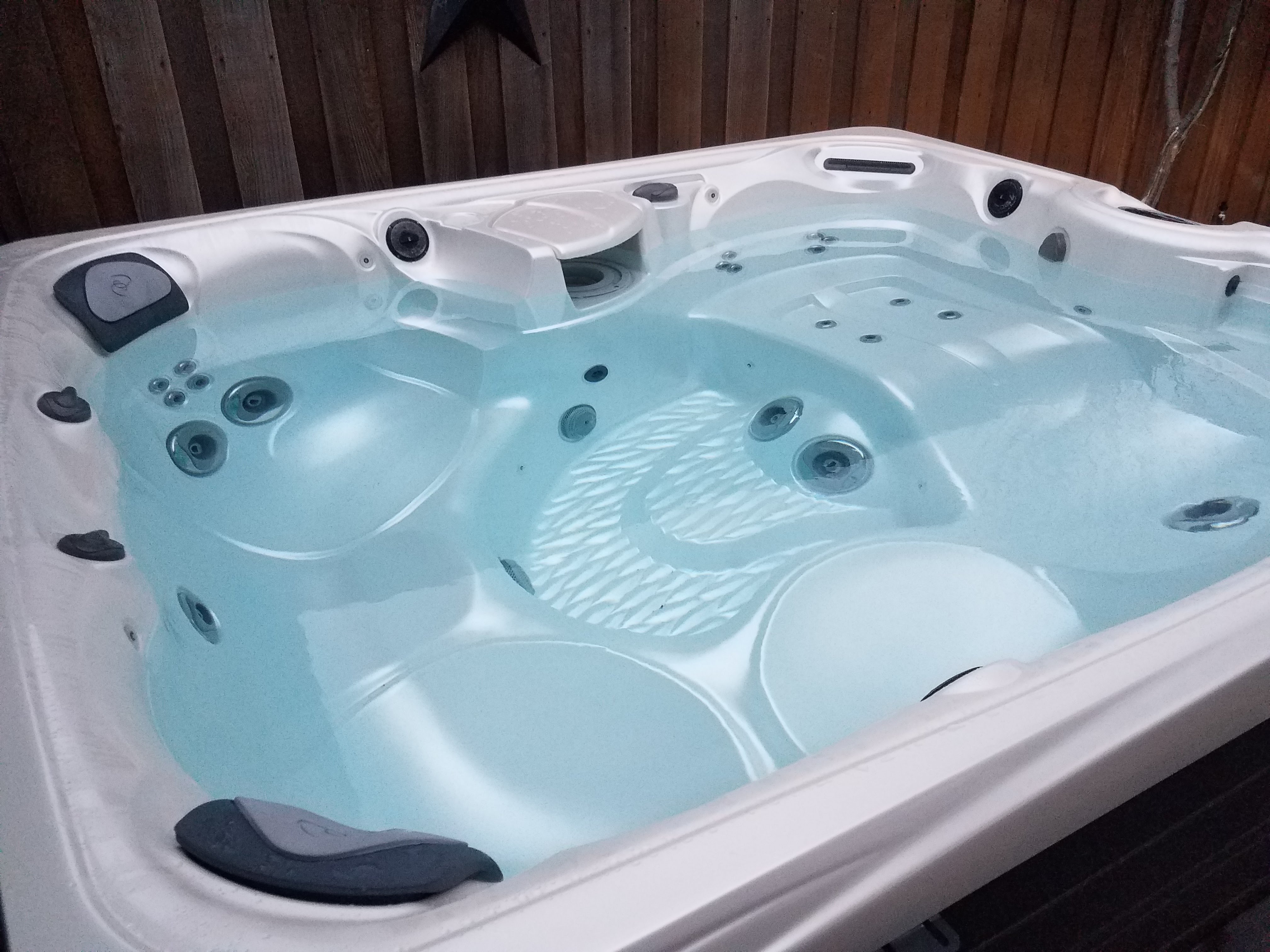 Caldera Spa Brand Paradise Series Martinique For 5 Adults Hot Tub Insider