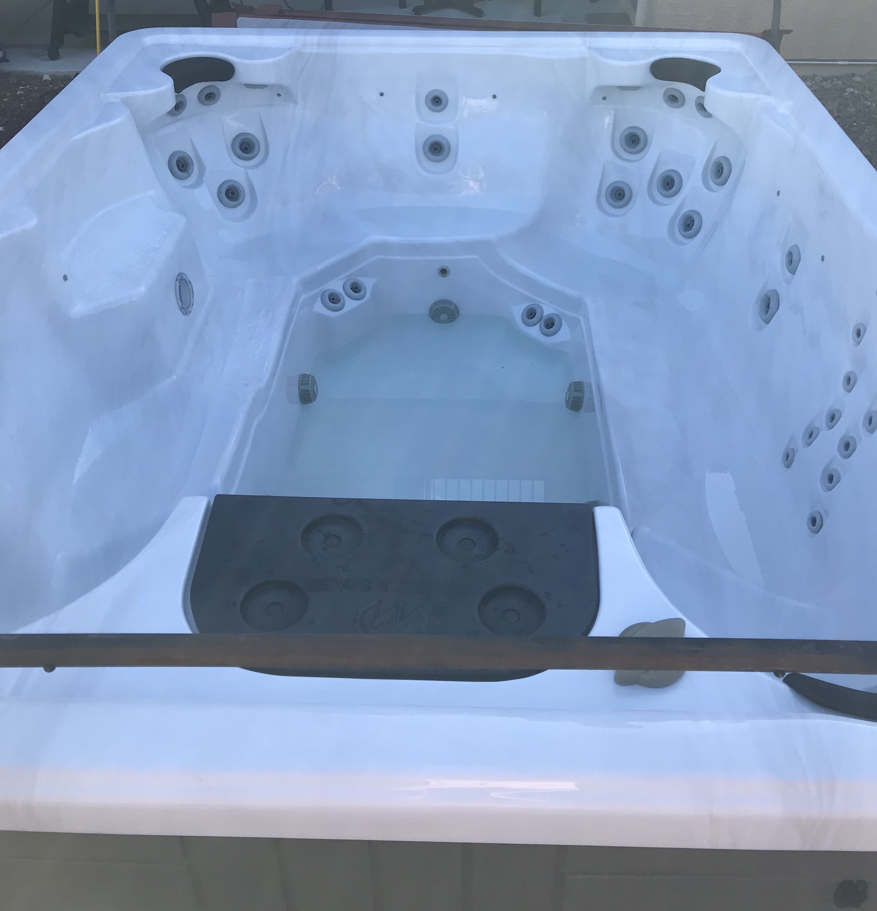 Spa East Hampton SE by Down East/Master Spa Hot Tub Insider