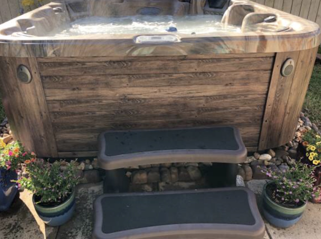 Spa/Hot Tub 7 Petson - Hot Tub Insider