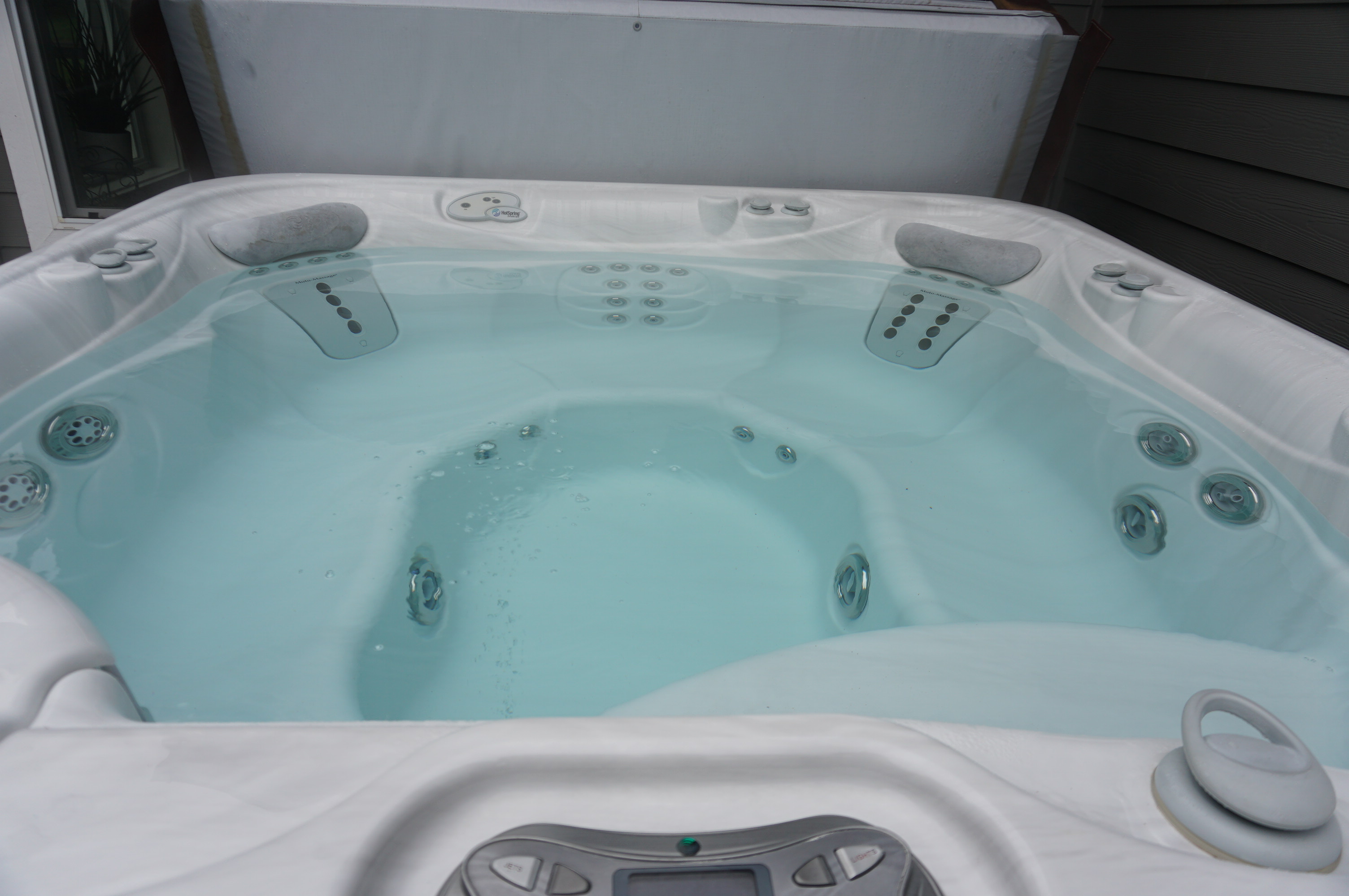 2013 Hotspring Vanguard VV model - Hot Tub Insider