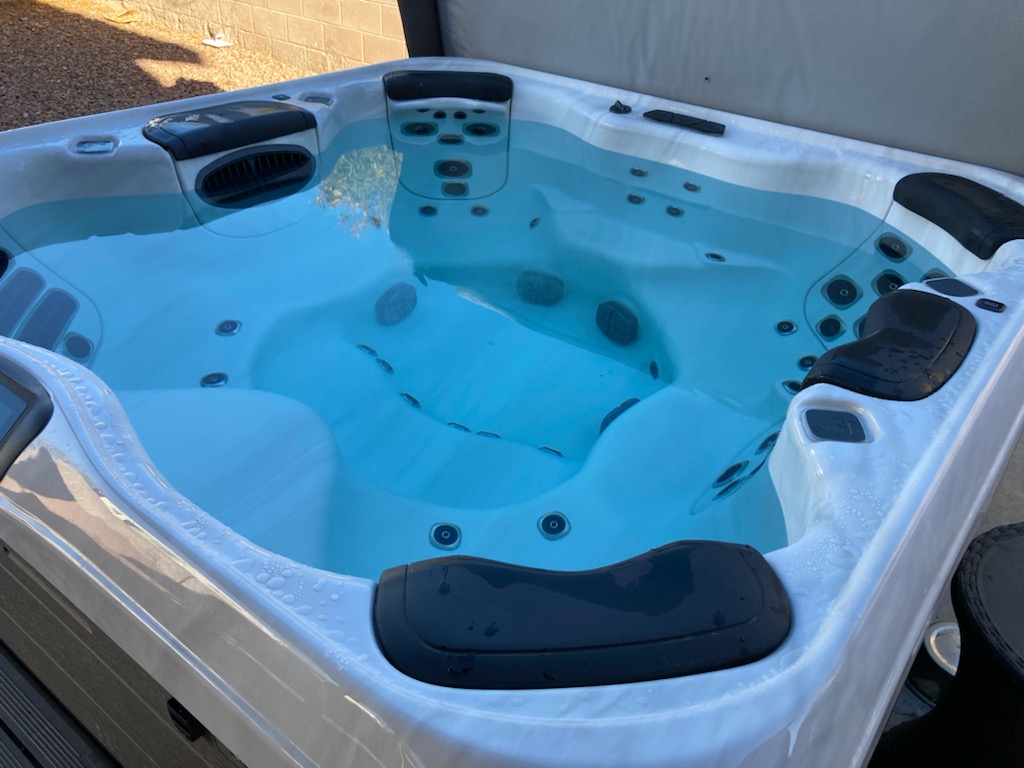 2021-bullfrog-a7-platinum-spa-hot-tub-insider